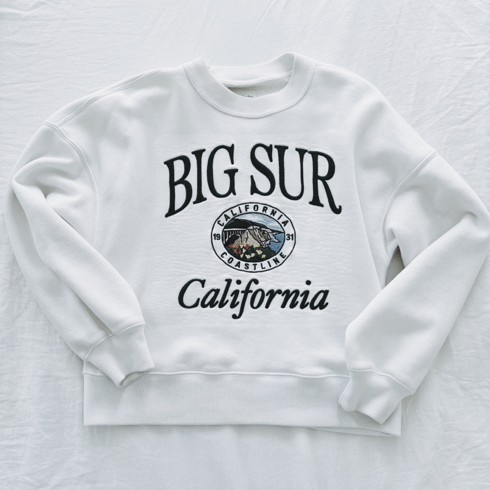 A&F • Big Sur California embroidered sweatshirt